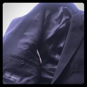 Yves Saint Laurent men’s black 3 button Sport coat
